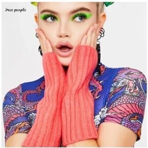 Free People Gray Ribbed Arm Warmers